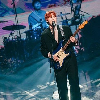 Latest photo of Suho (EXO)