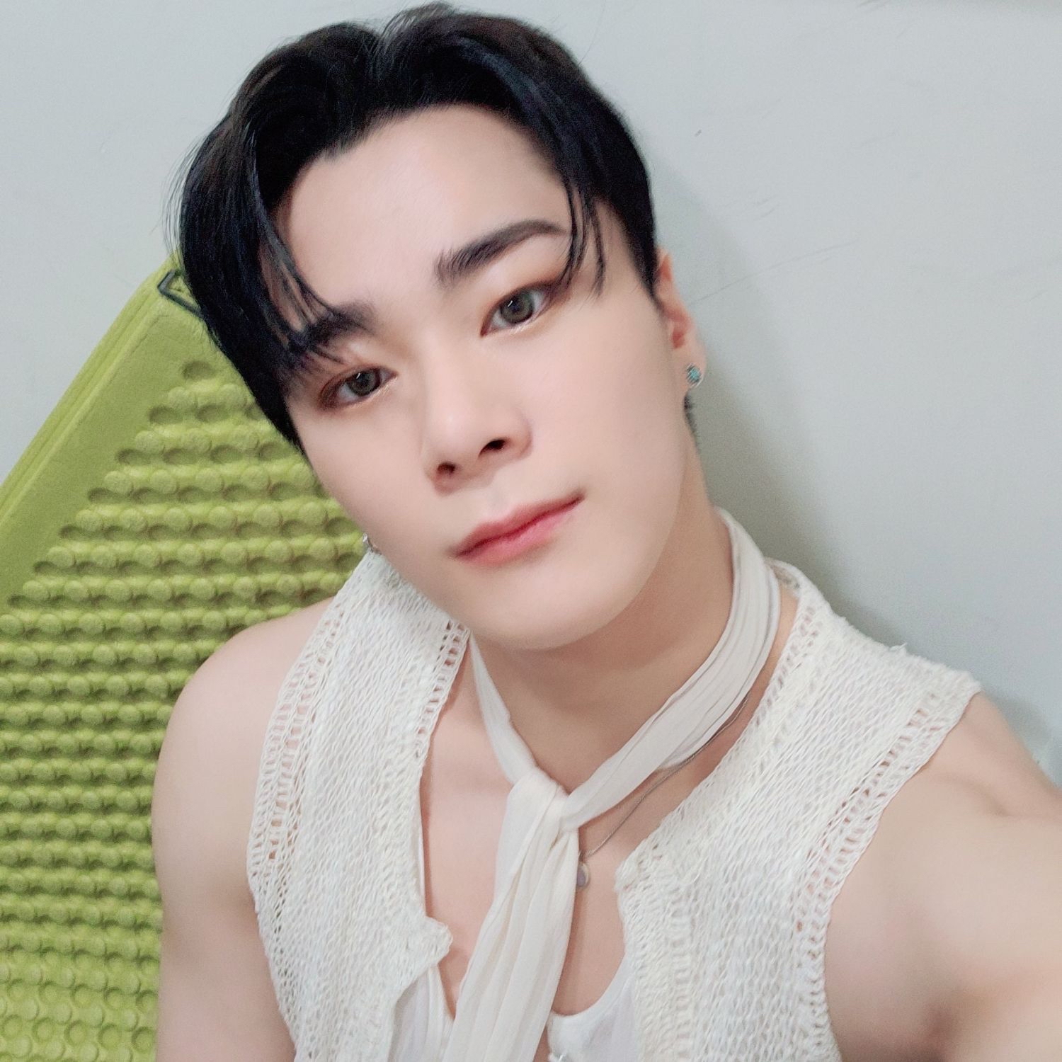 Behind-the-scenes cut of Moonbin (ASTRO)