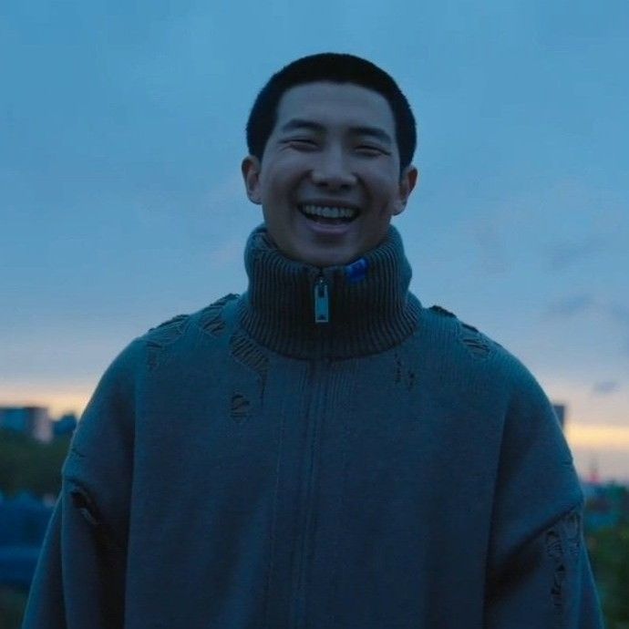 RM (방탄소년단)의 비하인드 컷