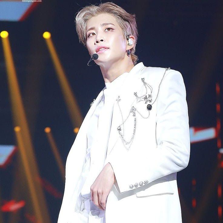 Latest photo of MJ (ASTRO)