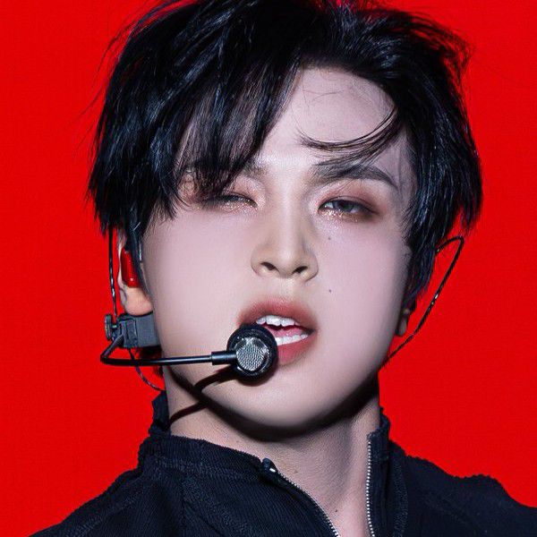 Behind-the-scenes cut of Haechan (NCT 127, NCT DREAM)