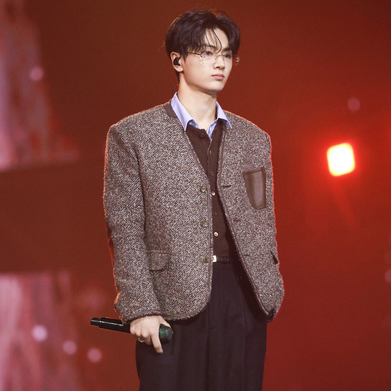 제이 (ENHYPEN)의 최신 사진