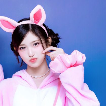 Latest photo of Leeseo (IVE)