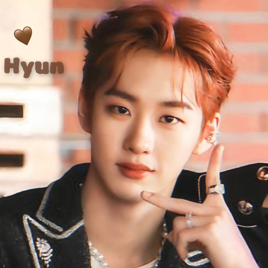 Latest photo of Hyun