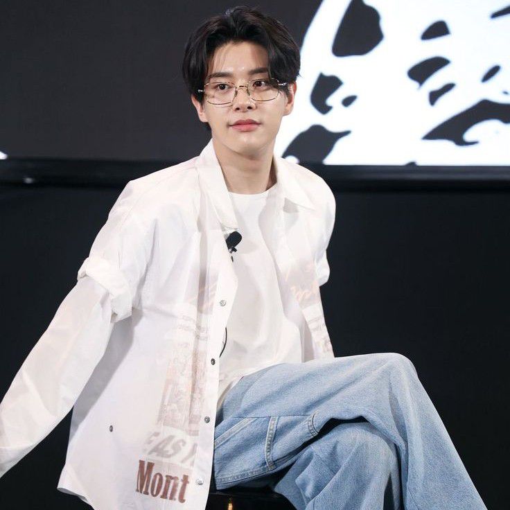 A moment captured by Jake (ENHYPEN)'s fan