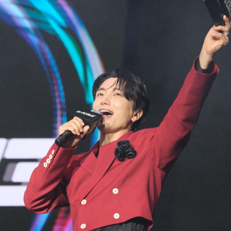 Recent activity shot of Leeteuk (Super Junior)