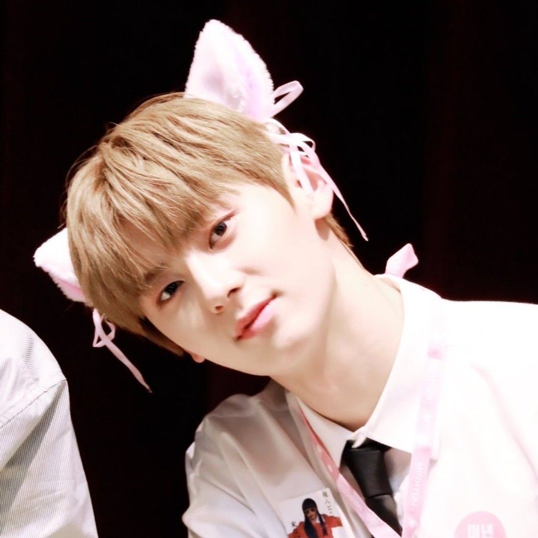 Latest photo of Hwang Minhyun