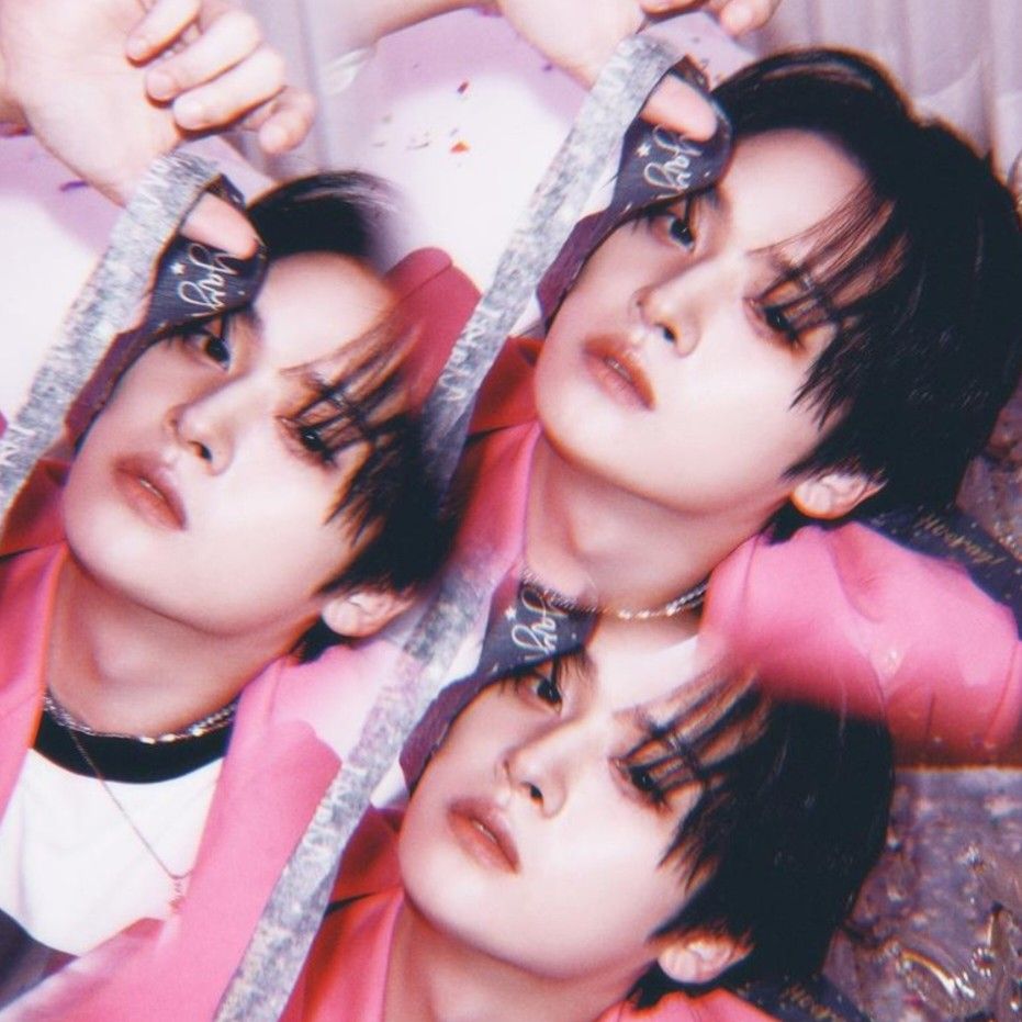 Latest photo of Lee Know (Stray Kids)