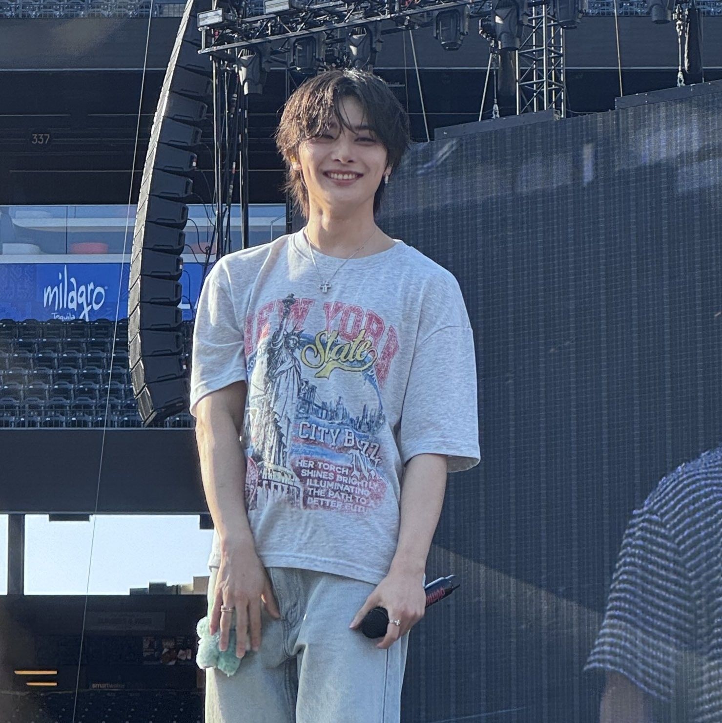 Behind-the-scenes cut of I.N (Stray Kids)