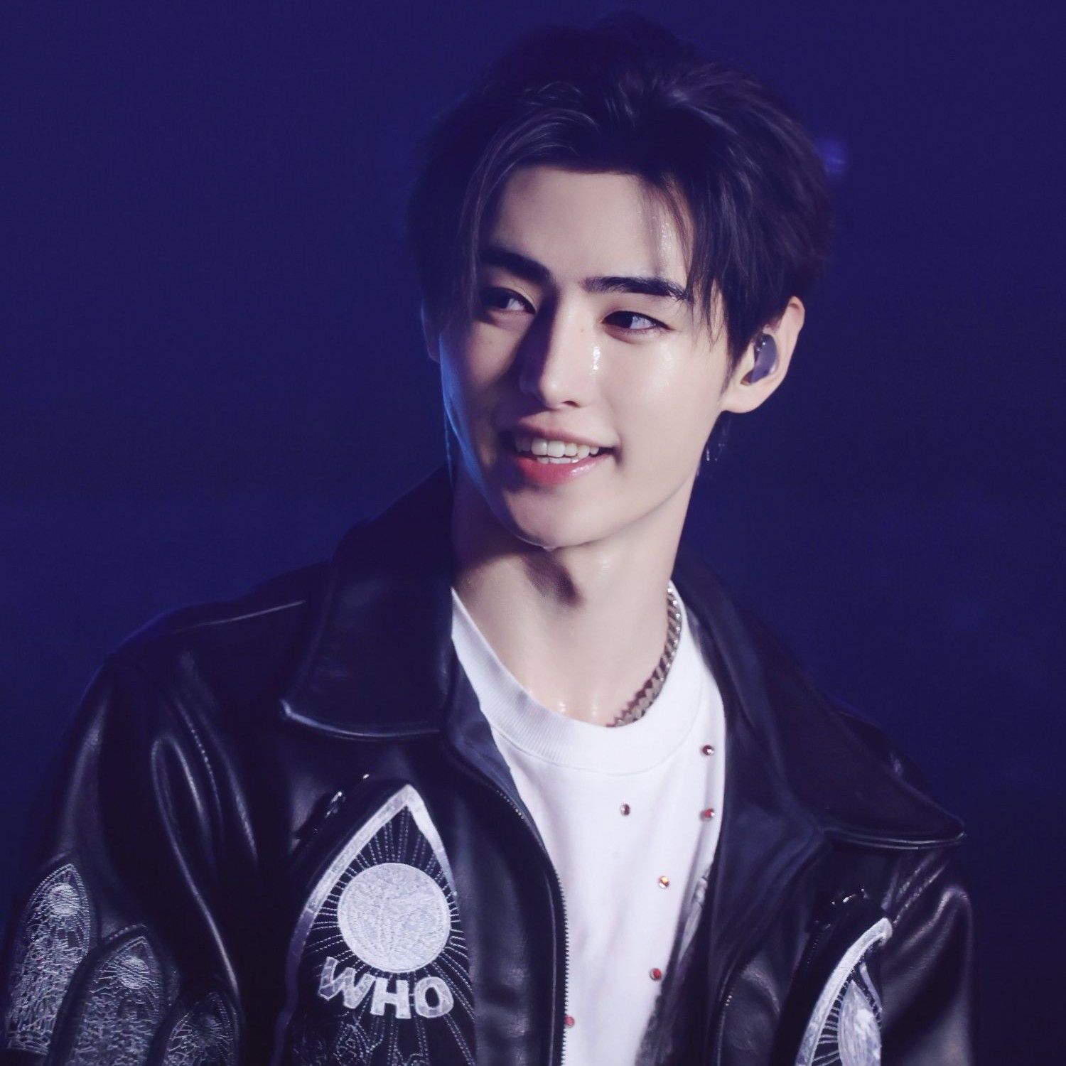 성훈 (ENHYPEN) 최근 활동샷