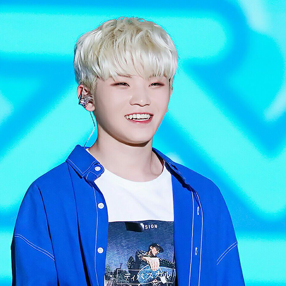 Behind-the-scenes cut of Woozi (SEVENTEEN)