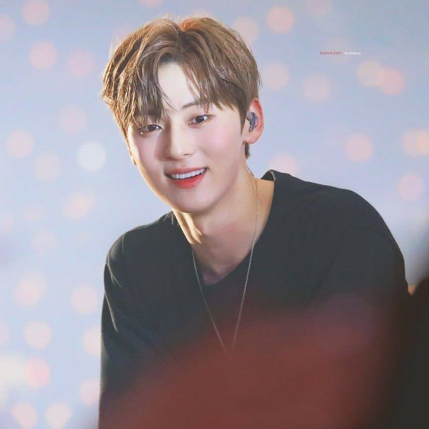 Latest photo of Hwang Minhyun