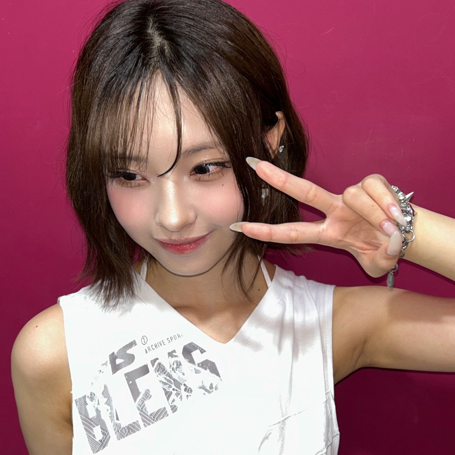 Behind-the-scenes cut of Nagomi (MADEIN)