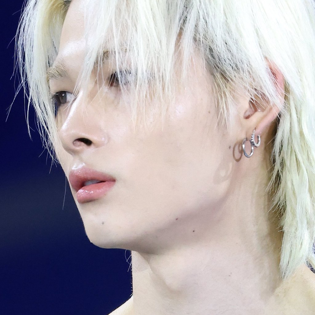 니키 (ENHYPEN) 최근 활동샷