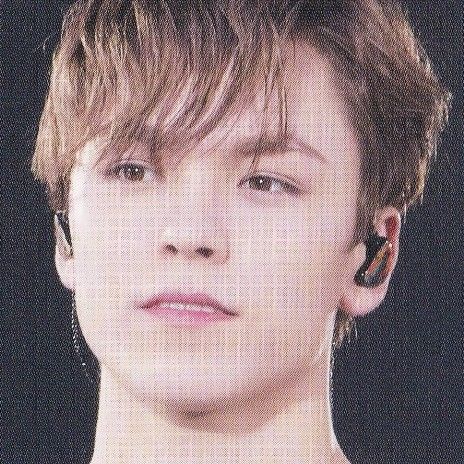Behind-the-scenes cut of Vernon (SEVENTEEN)