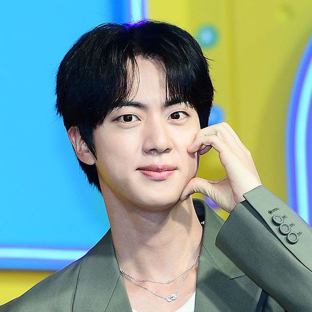 진 (방탄소년단) 최근 활동샷