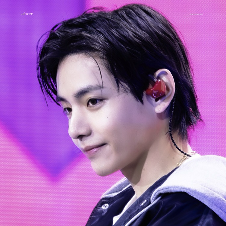 뷔 (방탄소년단)의 비하인드 컷