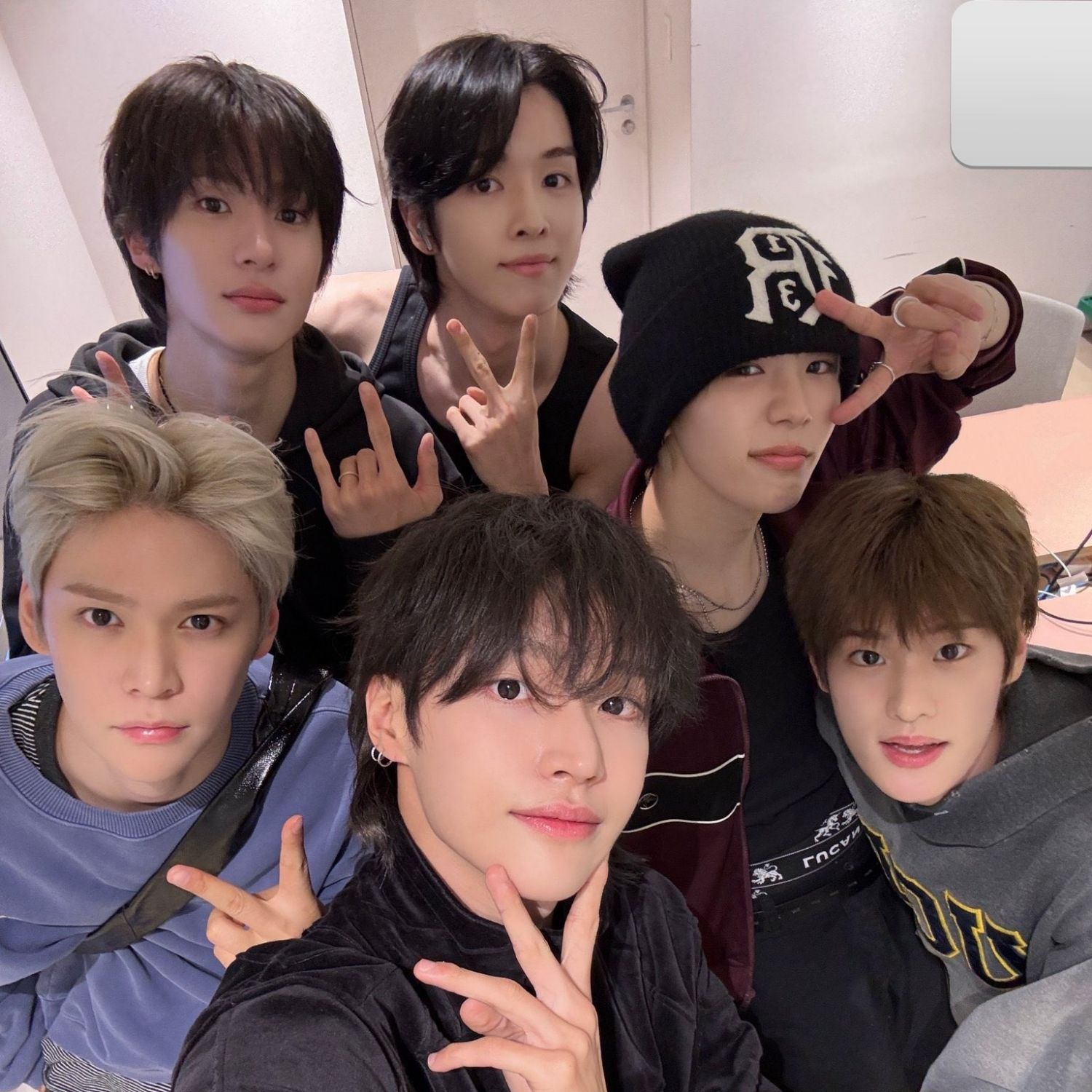 A moment captured by RIIZE's fan