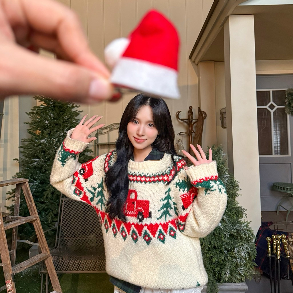 Latest photo of Mina (TWICE)