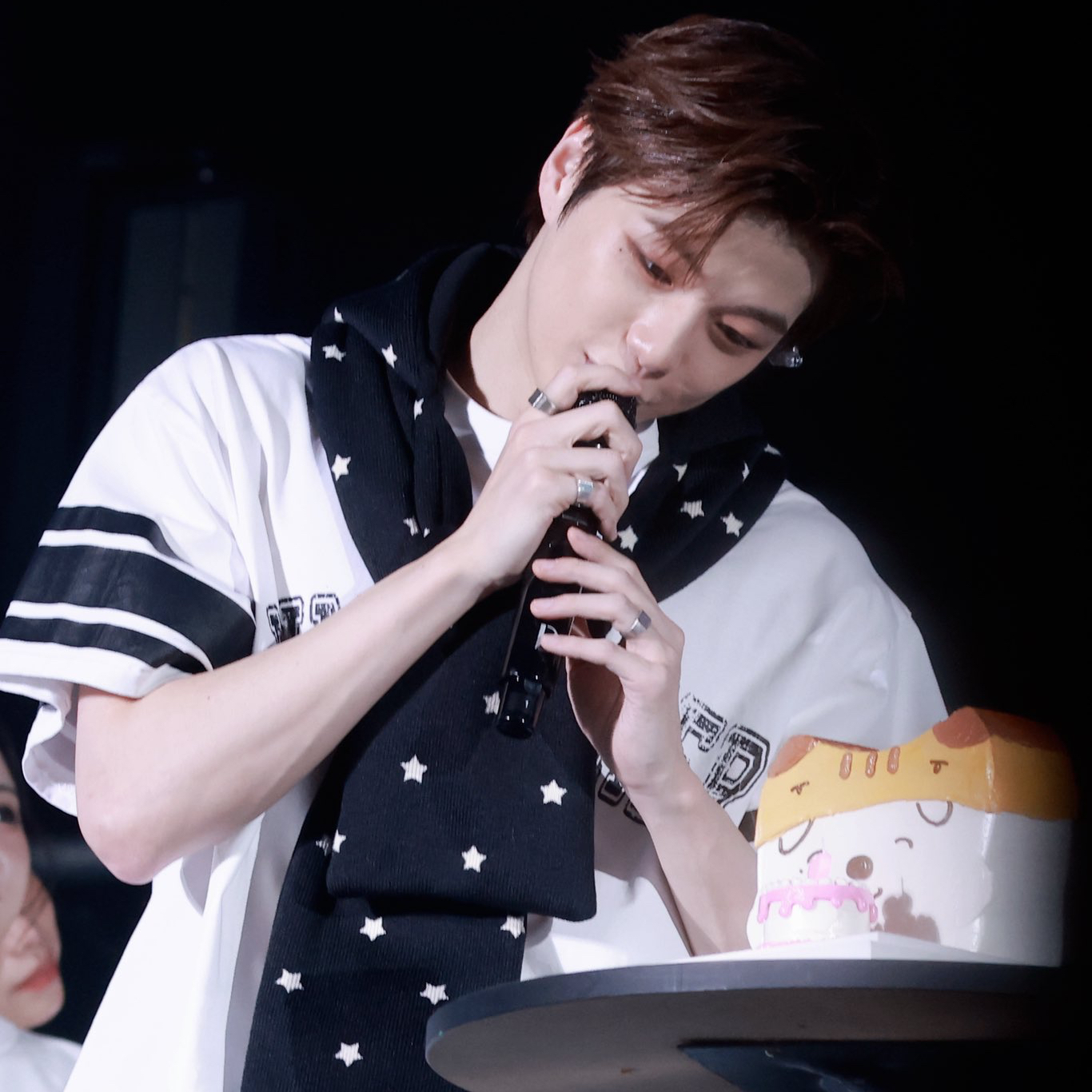 강다니엘의 최신 사진