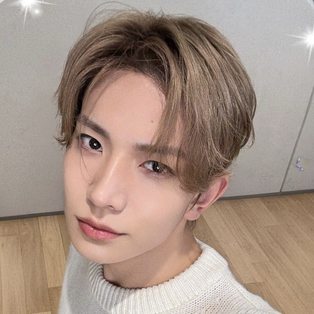 희승 (ENHYPEN)의 비하인드 컷