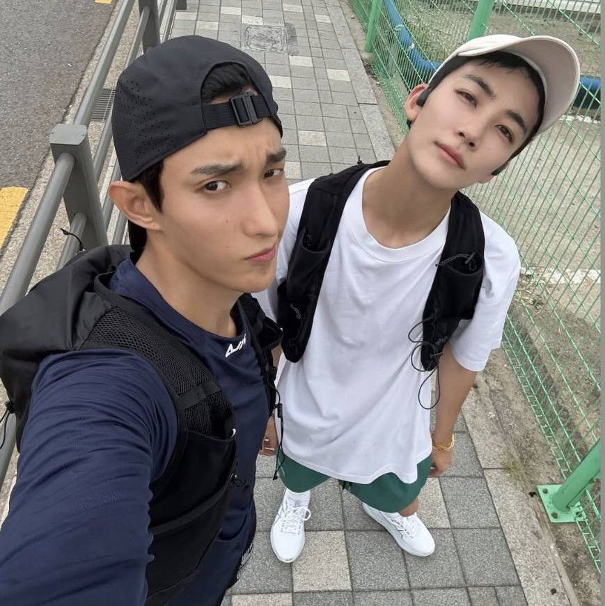 Foto terbaru Jeonghan (SEVENTEEN)