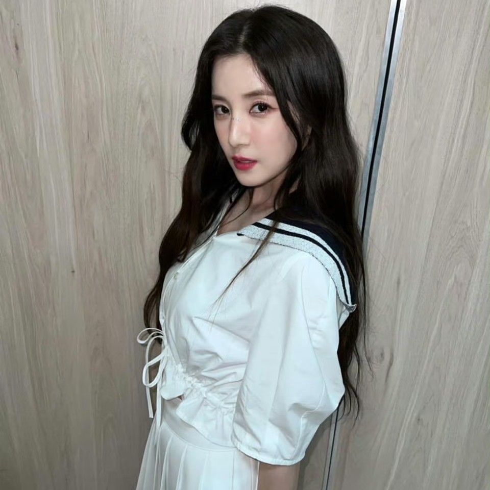 Recent activity shot of Park Chorong (Apink)