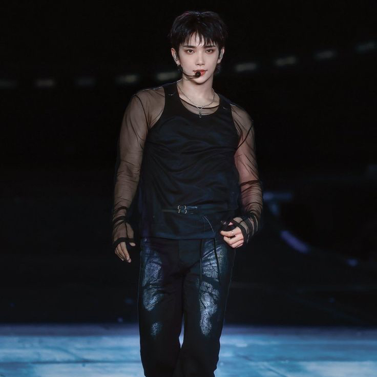 Behind-the-scenes cut of Joshua (SEVENTEEN)
