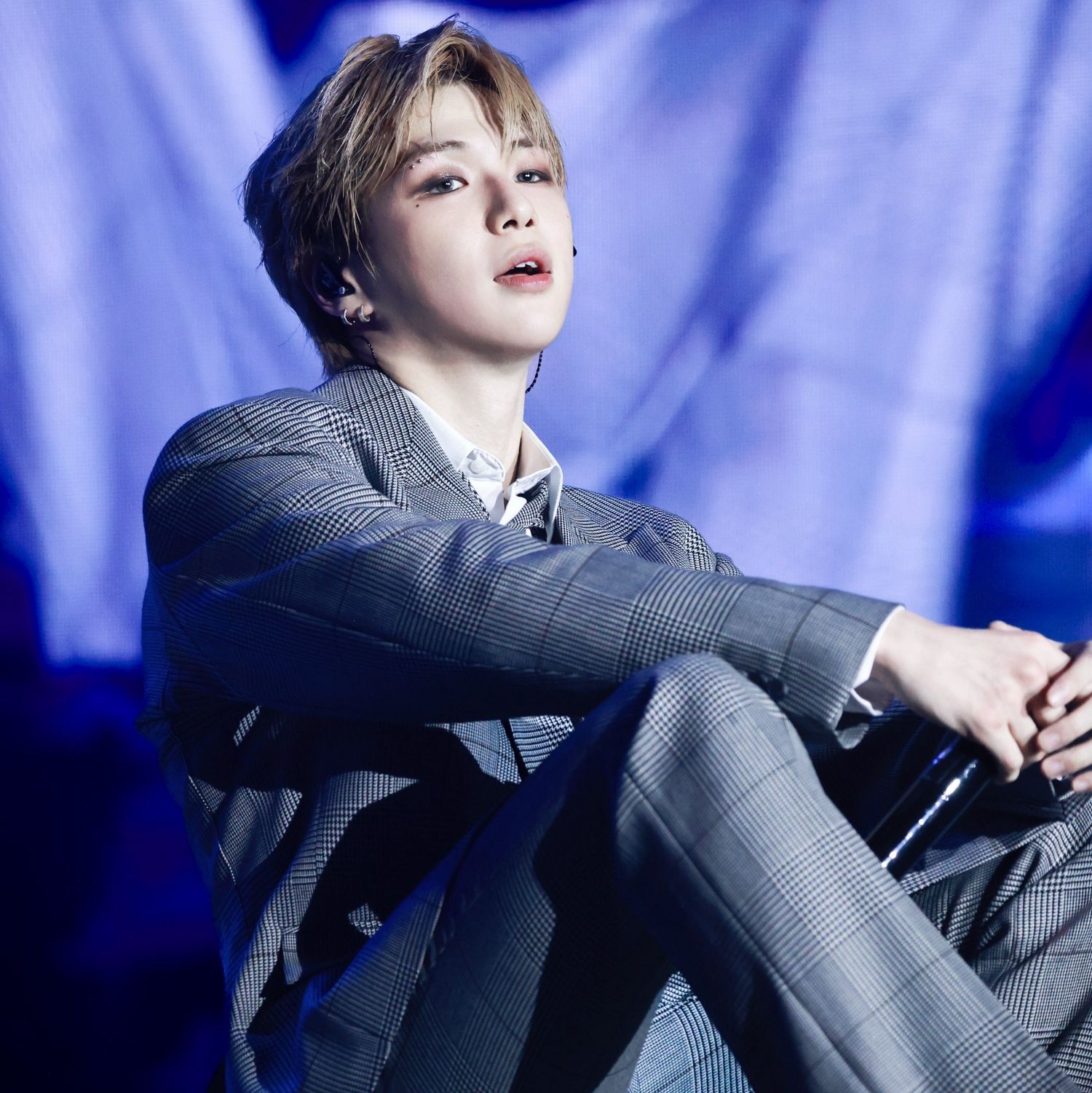 Behind-the-scenes cut of Kang Daniel