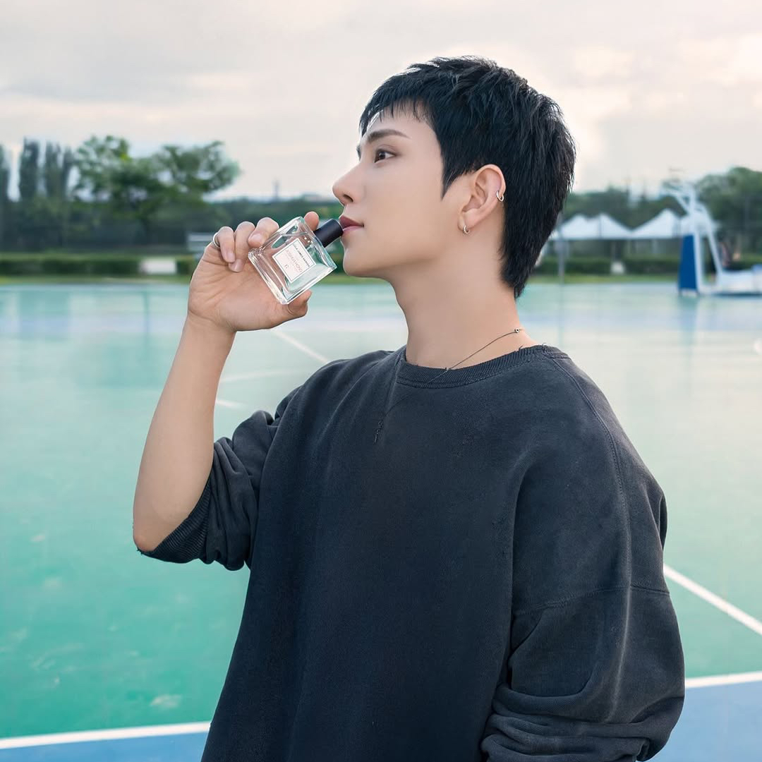 Recent activity shot of Joshua (SEVENTEEN)