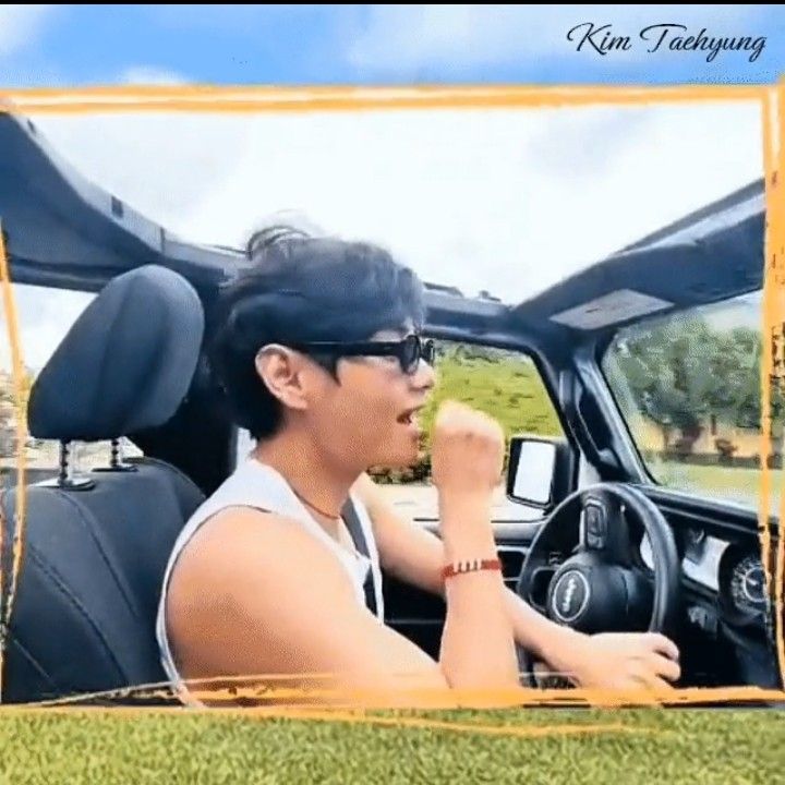 뷔 (방탄소년단) 최근 활동샷