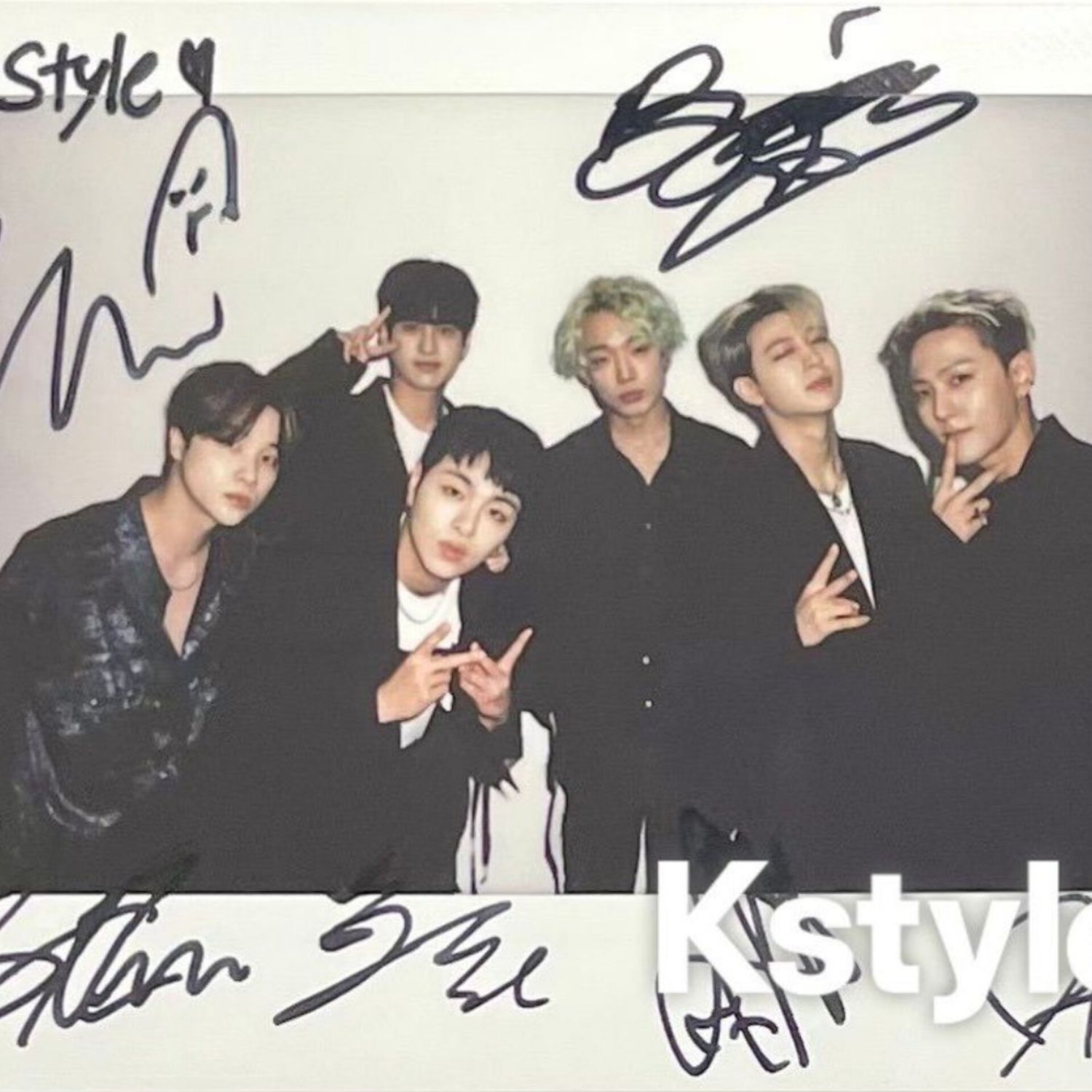 Latest photo of iKON