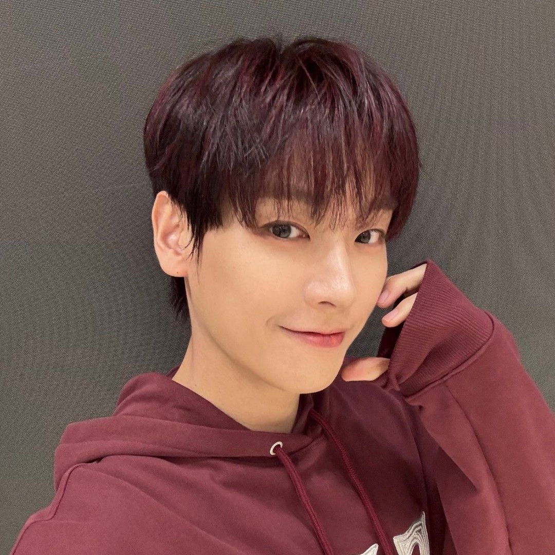Recent activity shot of Inseong (SF9)
