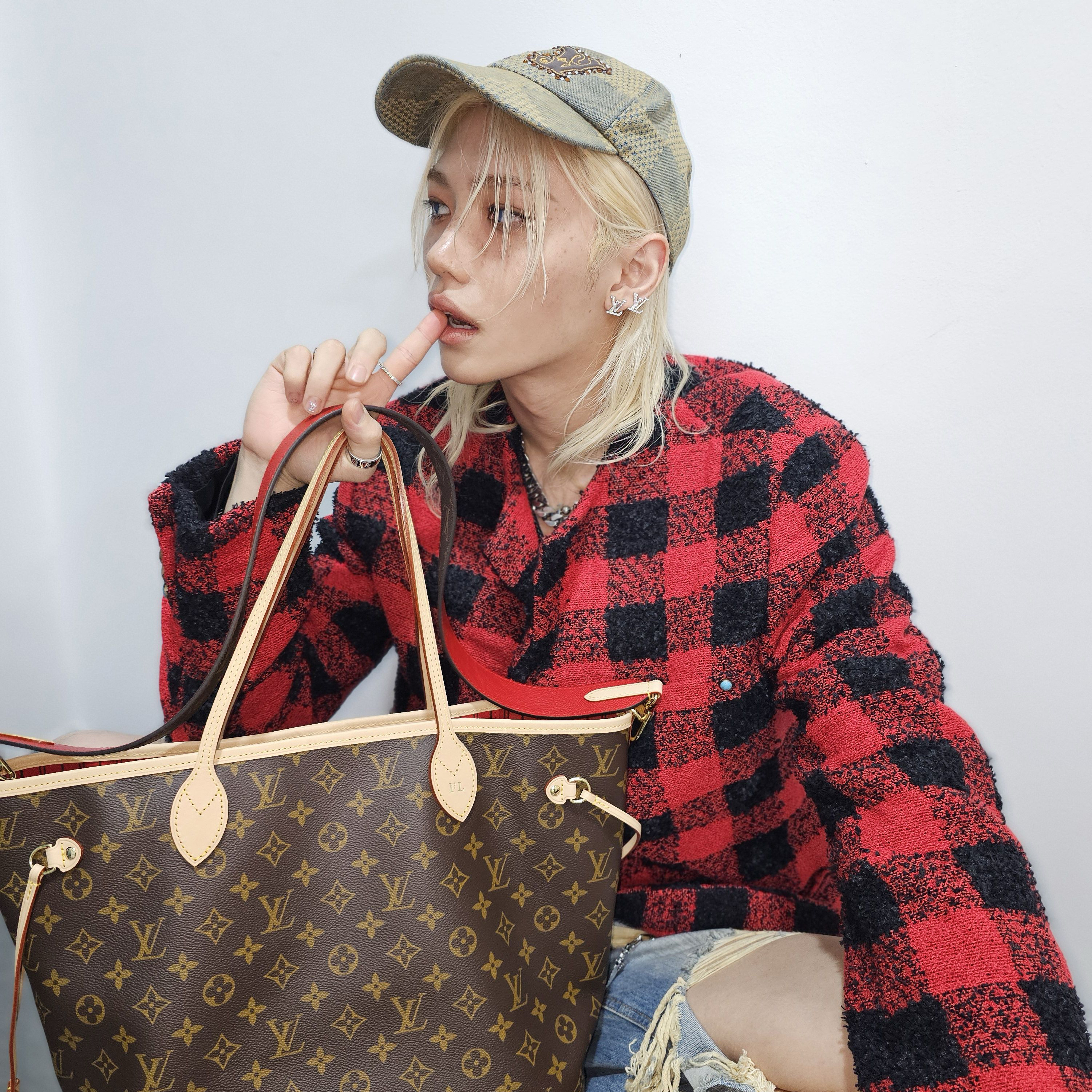 A moment captured by Felix (Stray Kids)'s fan