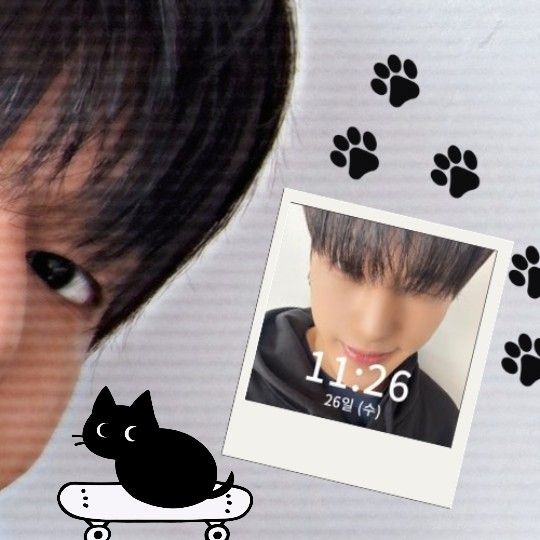 Recent activity shot of Wooyoung (ATEEZ)