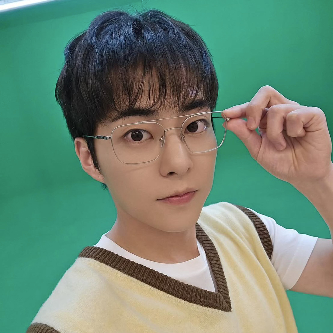 Behind-the-scenes cut of Xiumin (EXO)
