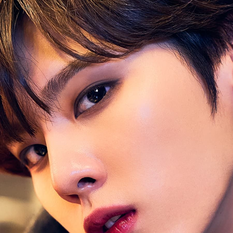 Potret di balik layar Kim Wooseok