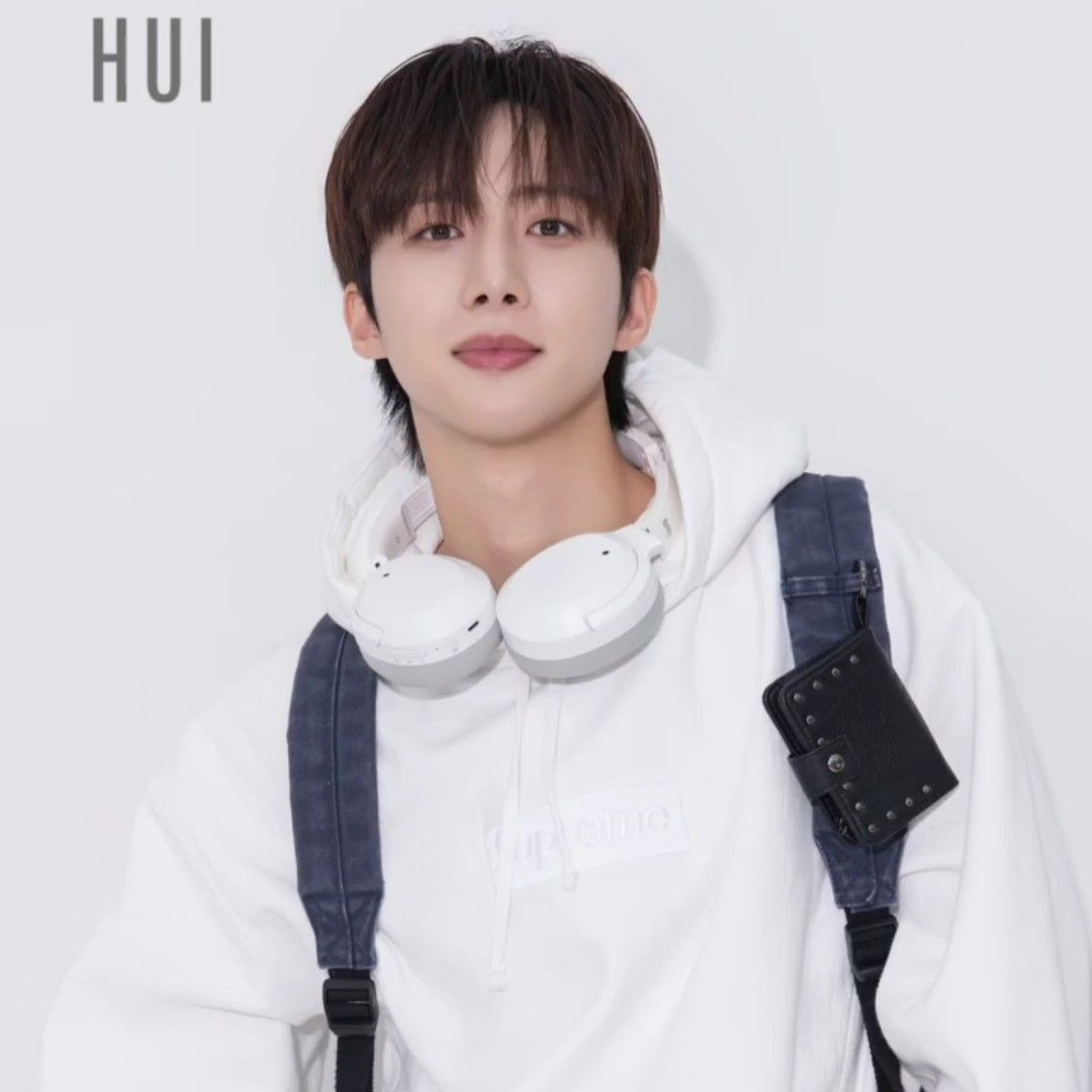 Latest photo of Hui (PENTAGON)