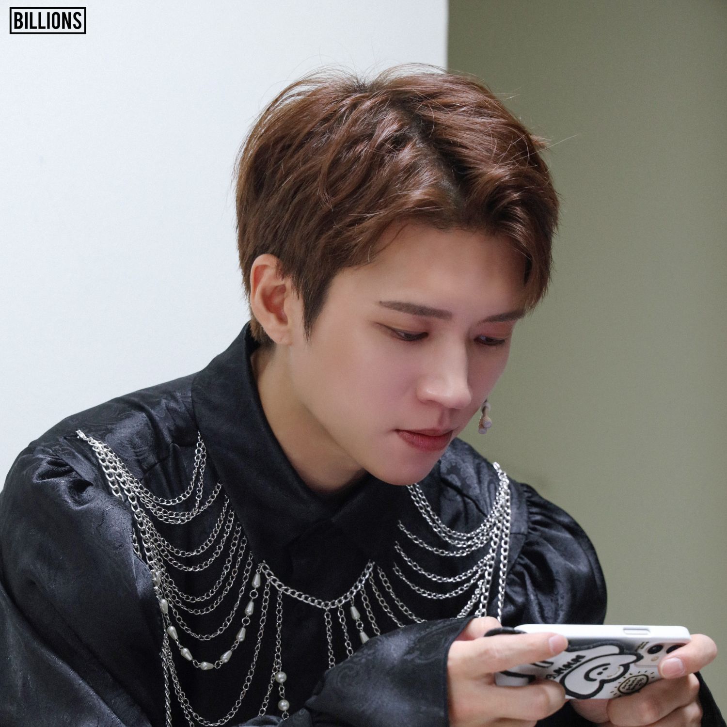Recent activity shot of Woohyun (INFINITE)