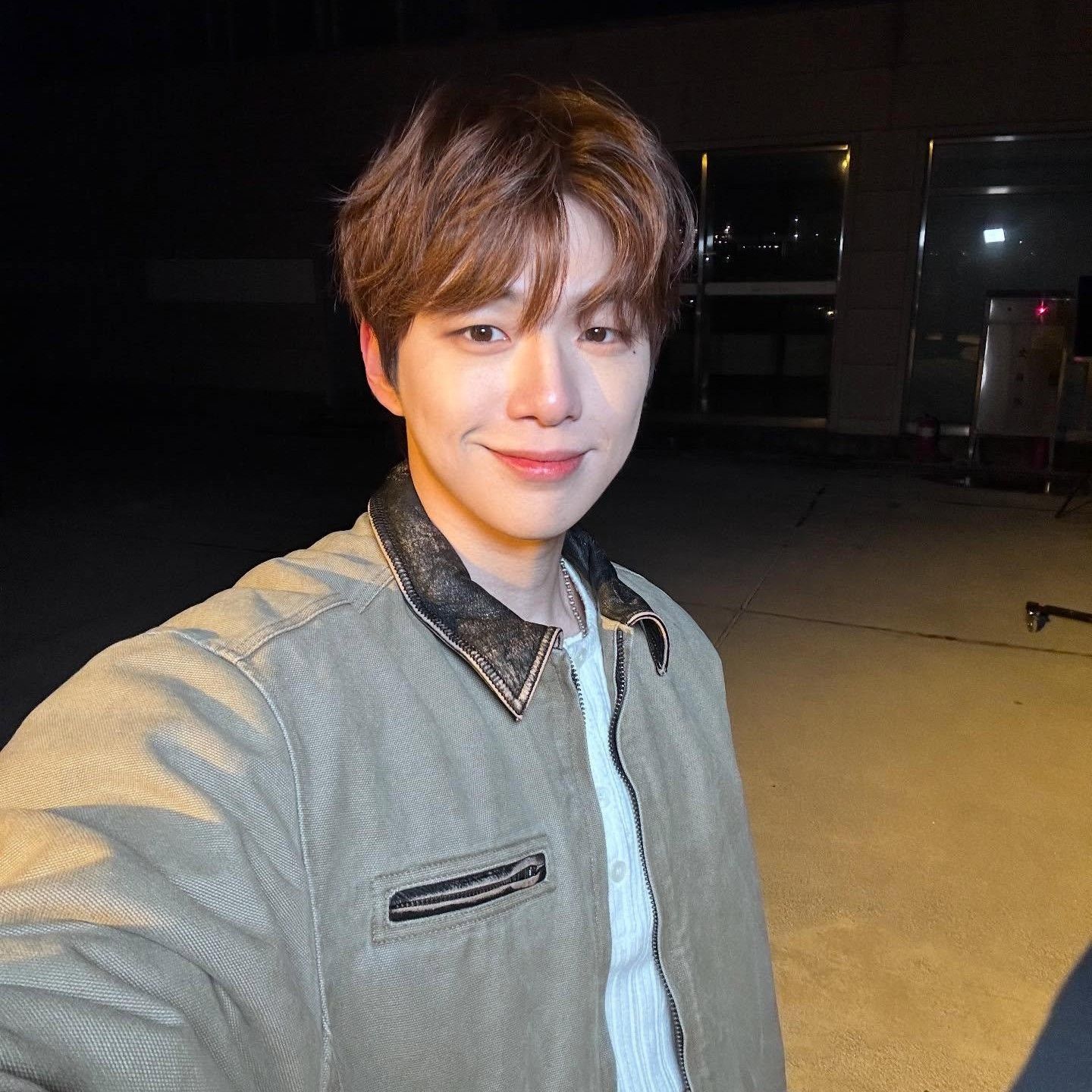 Foto aktivitas terbaru Kang Daniel