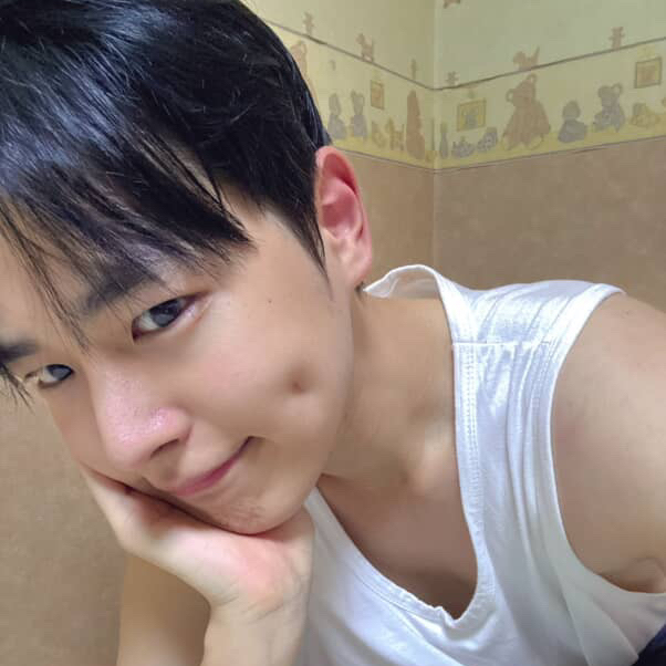 Behind-the-scenes cut of Choi Byungchan