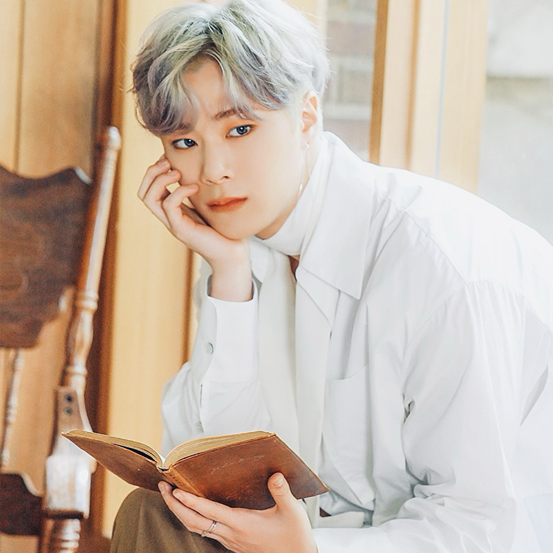 Latest photo of Moonbin (ASTRO)