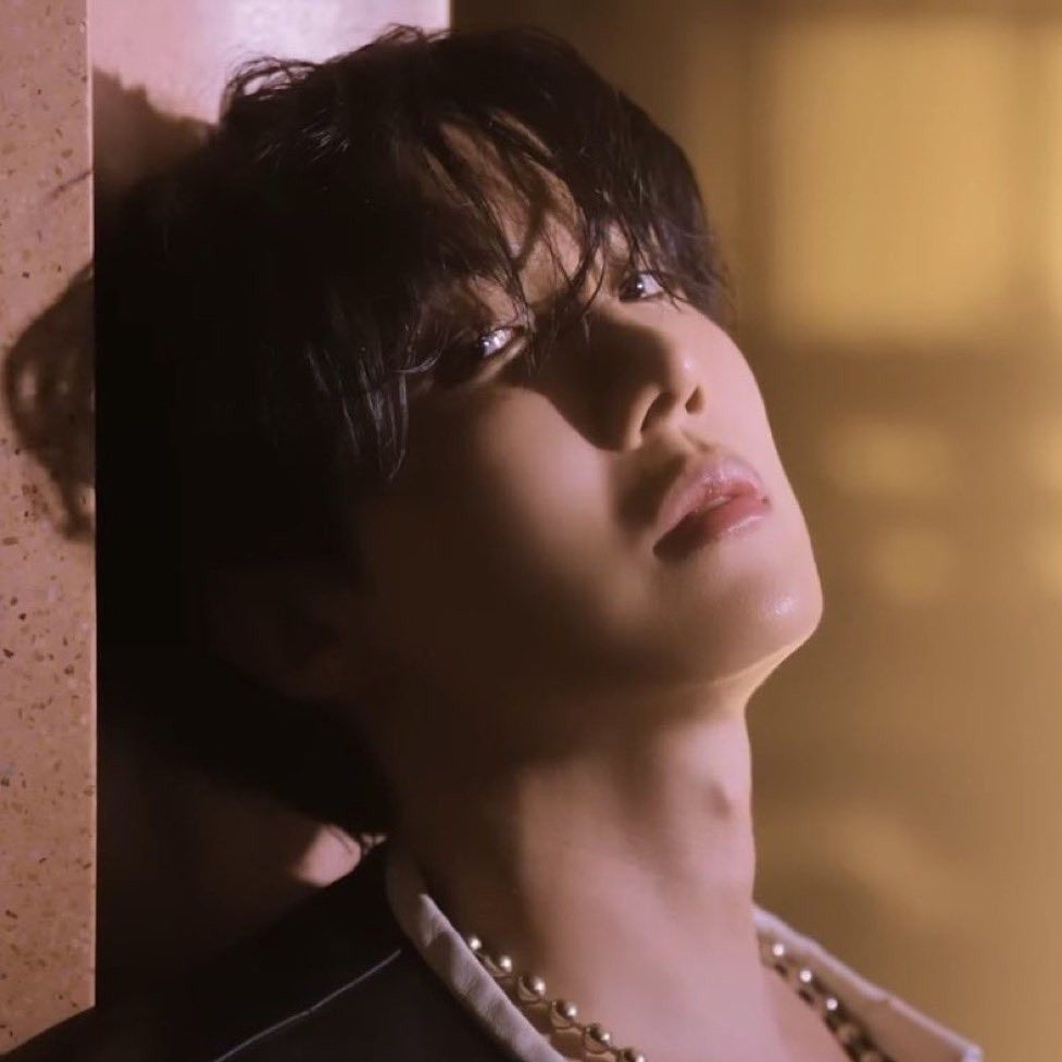 제이홉 (방탄소년단)의 최신 사진