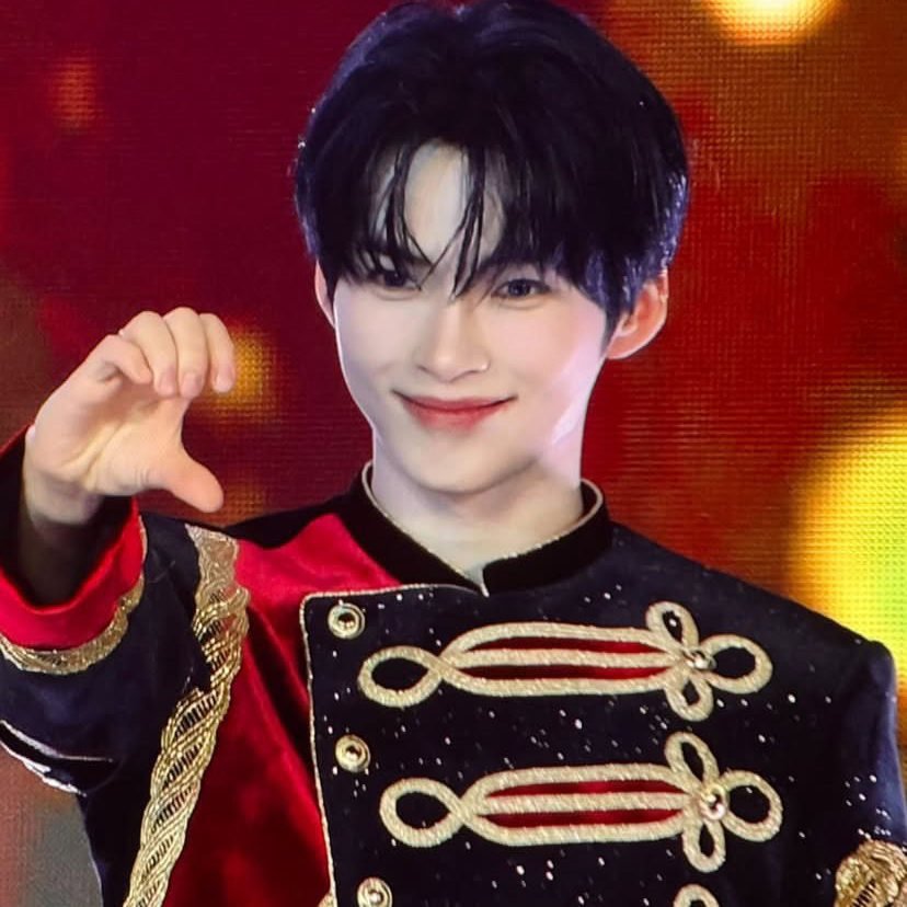 Momen yang diabadikan oleh penggemar Sung Hanbin (ZEROBASEONE)