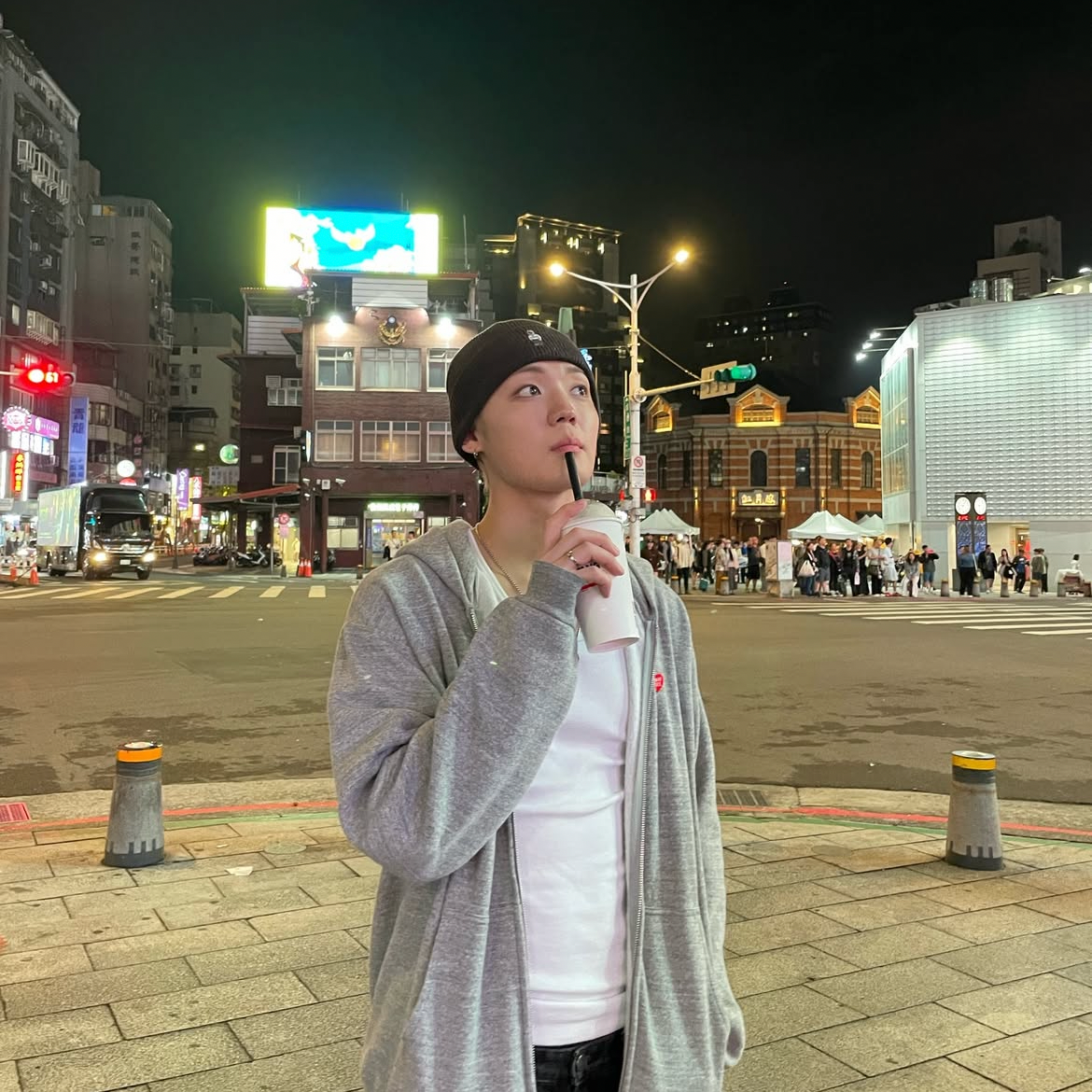 Latest photo of Chan (A.C.E)