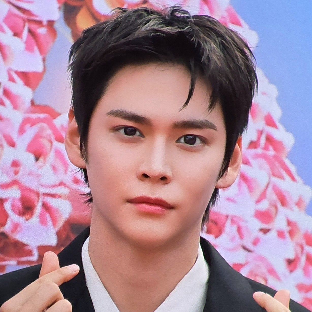 Recent activity shot of Eunseok (RIIZE)