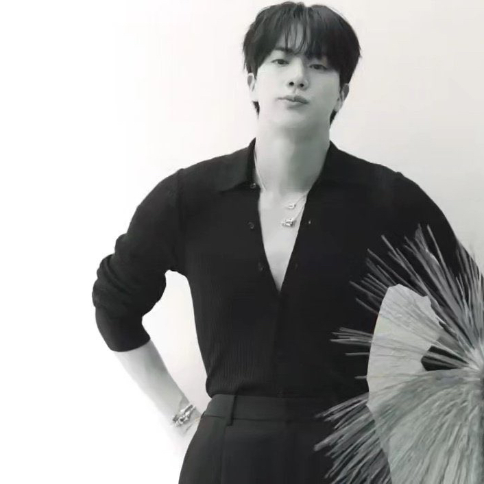 Behind-the-scenes cut of Jin (BTS)