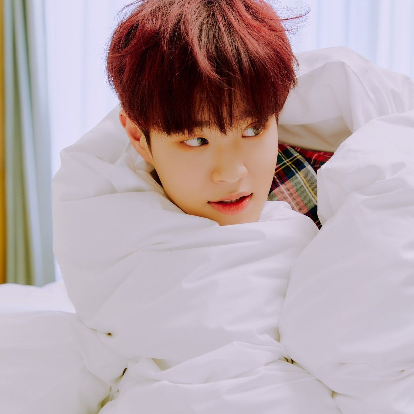 Behind-the-scenes cut of Lee Daehwi (AB6IX)