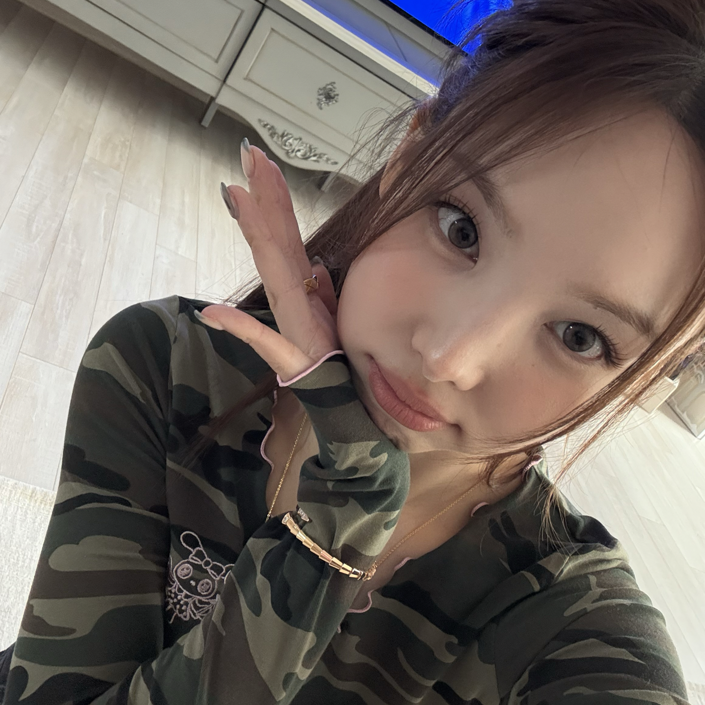 Latest photo of Nayeon (TWICE)