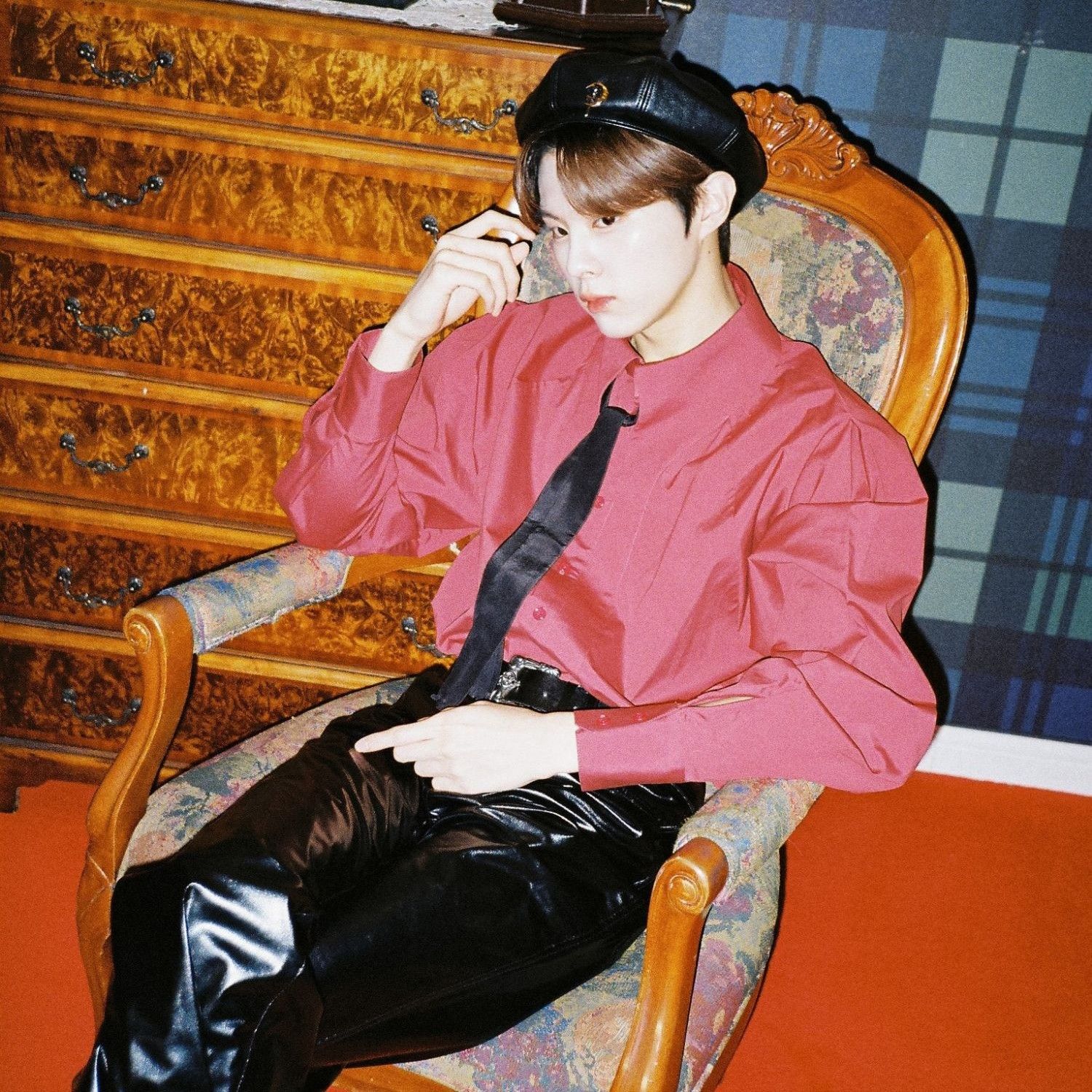 Recent activity shot of Kim Wooseok
